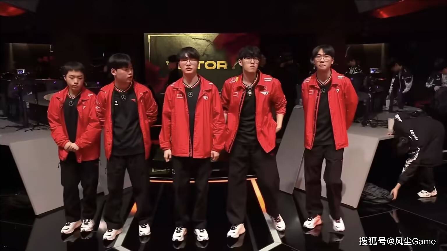 Faker新星绝杀表现惊艳，FPX未来可期！的简单介绍